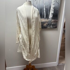 NWT Paranda Cream Textured Open kimono